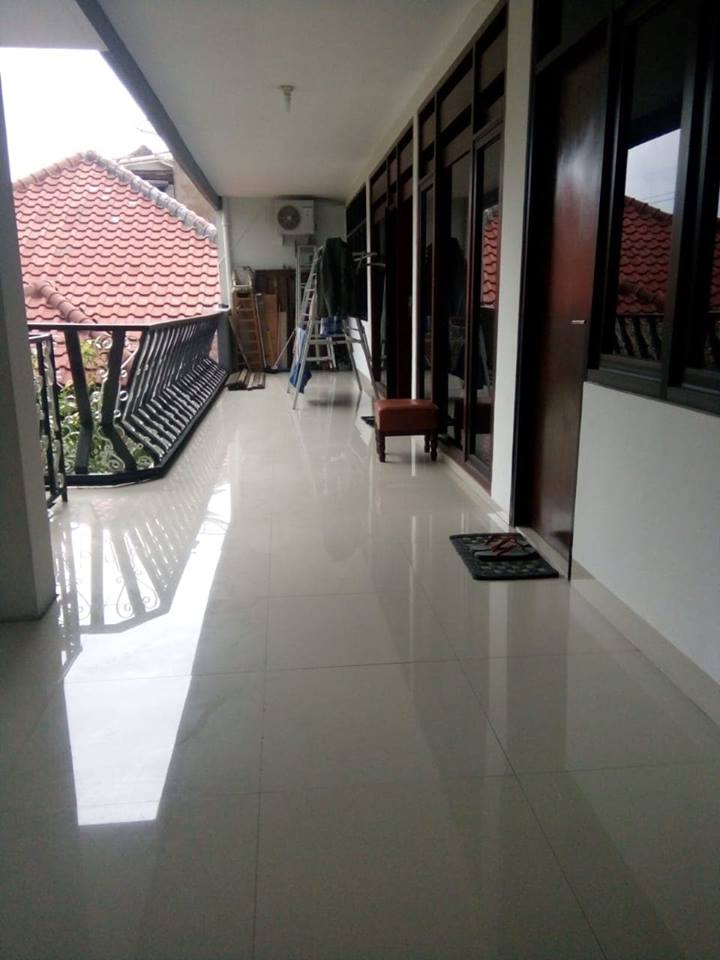 Kost daerah Surabaya Barat Darmo Baru Barat - Djuragan Kamar